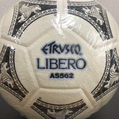 イタリアワールドカップ時のETRVSCO LIBEROになります。 1990 FIFA World Cup Italy Tournament ADIDAS ETRUSCO LIBERO