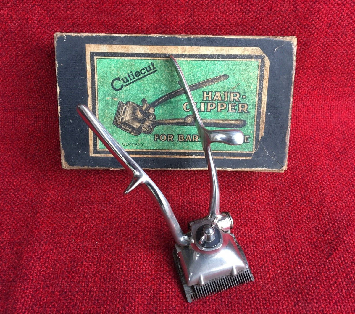 vintage MECHANICAL HAIR CLIPPERS FOR BARBERS USE made in