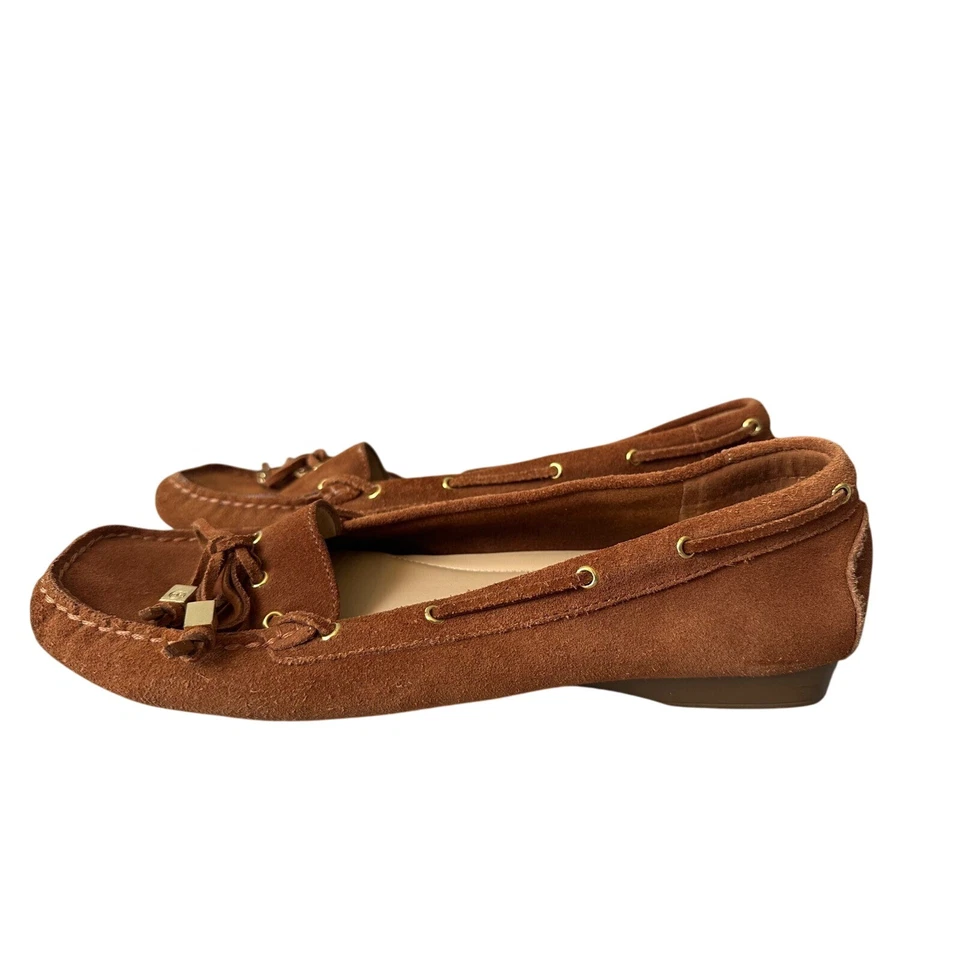 Mocasines de gamuza Michael Kors talla 9 mocasines herrajes dorados detalles marrón Foto 3 de 4