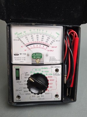 Universal Enterprises M-110 Analog Multimeter VOM with Test Leads & Case - Korea