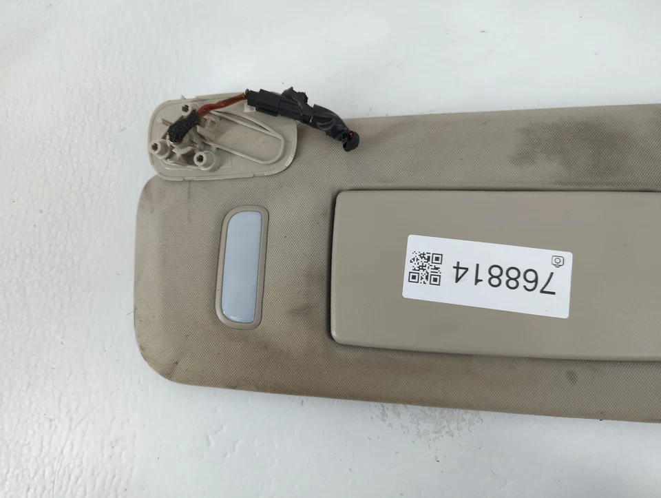 Espejo parasol izquierdo gris HDXO3 GMC YUKON XL Driver Foto 4 de 4