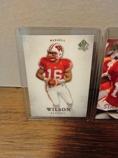 2012. Russell Wilson SP Authentic  FOOTBALL #87 RC Rookie Card/MINT. rookie card picture