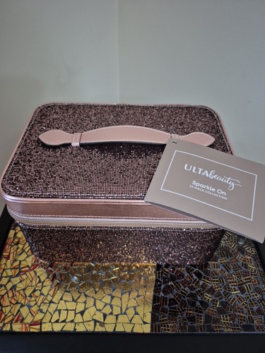 Ulta Beauty Box (roségold) "Sparkle On" 33 Teile Makeup Kit Sammlung Ret. 220 $ - Bild 1 von 14