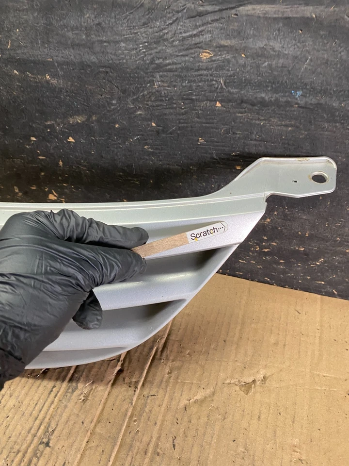 2004 2005 2006 Mazda 3 grelha frontal superior inserção fabricante de equipamento original S6102 DG - Imagem 4 de 4