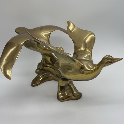 Mid-Century Modern Made In Korea Large Brass Two Ducks in Flight Sculpture - Picture 1 of 17