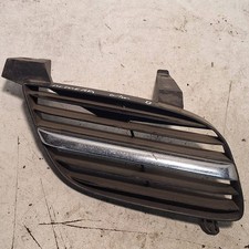 Calandre Nissan ALMERA