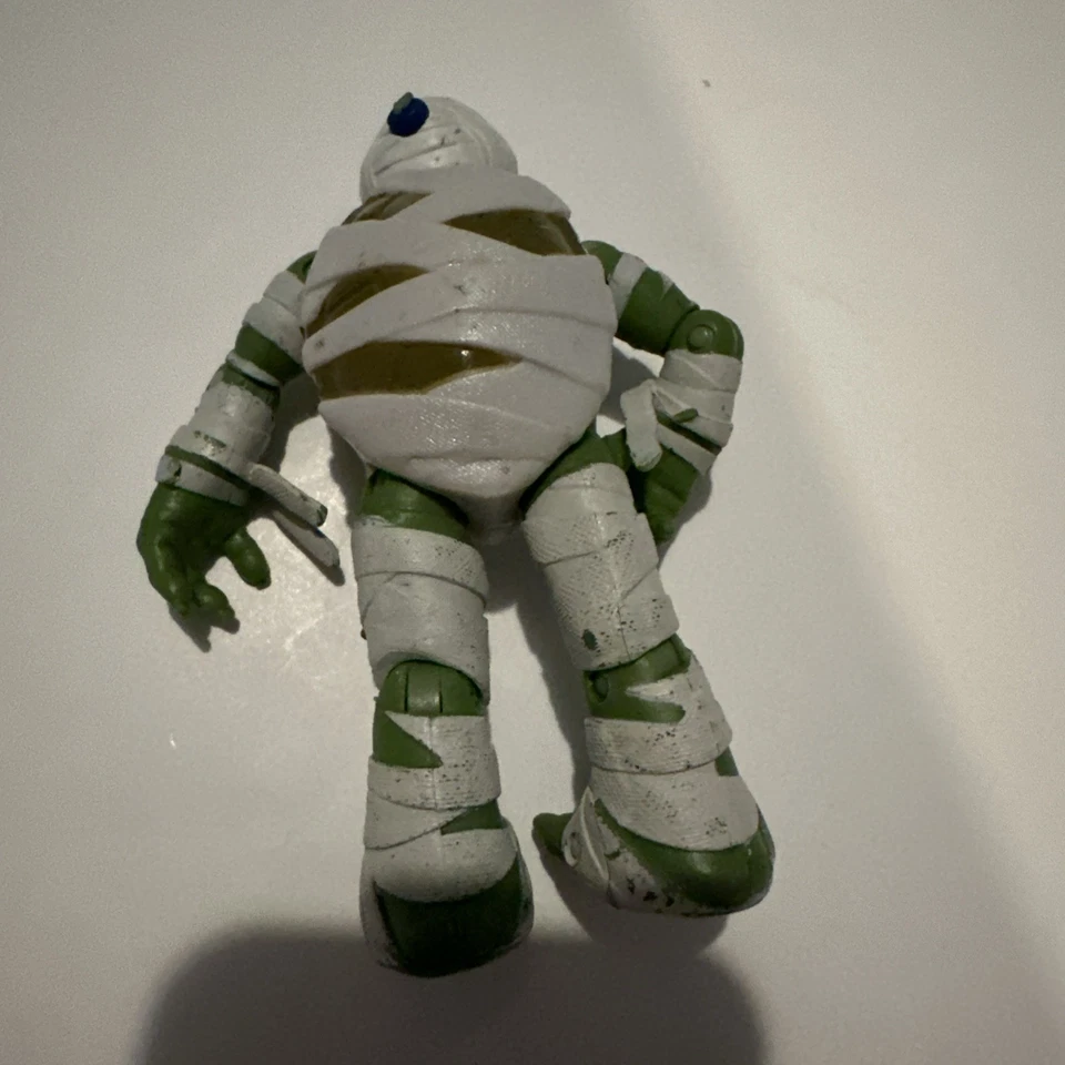 Tales of Teenage Mutant Ninja Turtles Monster Mutants Mummy Leo TMNT Leonardo 5” Foto 2 de 3