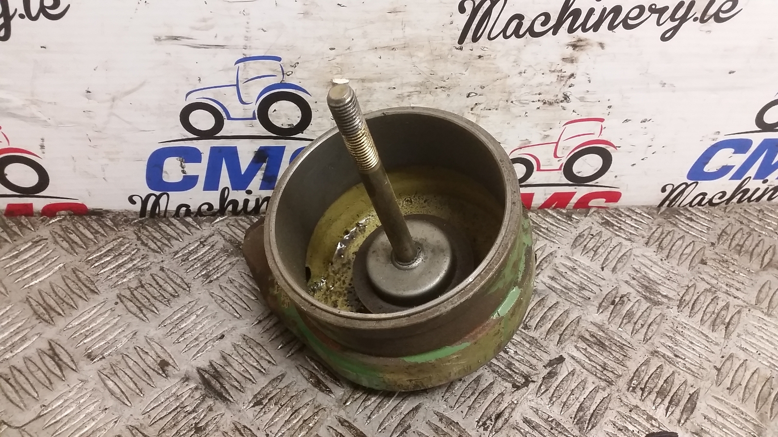 John Deere Hydraulic Filter Cover L41707 eBay