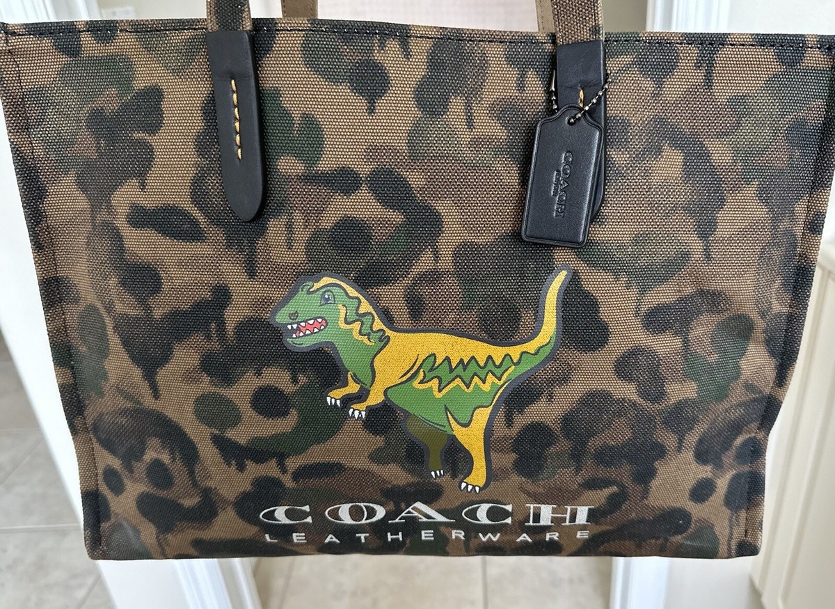 COACH REXY BROWN/MULTI CAMO CANVAS TOTE 42 26895 EUC | eBay COACH REXY BROWN/MULTI CAMO CANVAS TOTE 42 26895 EUC | eBay