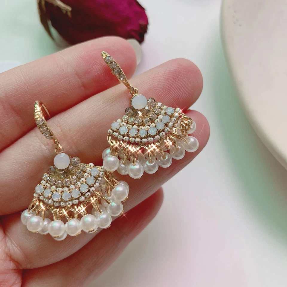 New Vintage Scalloped Full Rhinestone Imitation Pearl Crystal Drop Earrings - Image 2 of 4