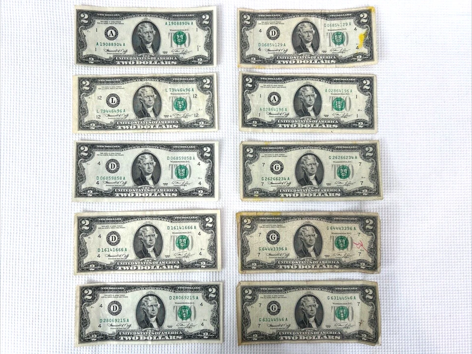1976 $2 Bank Note 10 Circulated Bills A D F G L Series Duplicate Triplicate # - Image 2 of 4