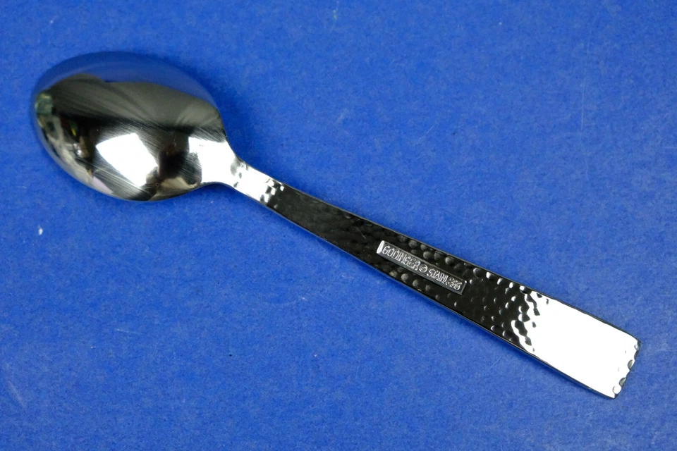 6 кованых чайных ложек из нержавеющей стали Godinger Castello 6 1⁄4 дюйма - Изображение 3 из 3