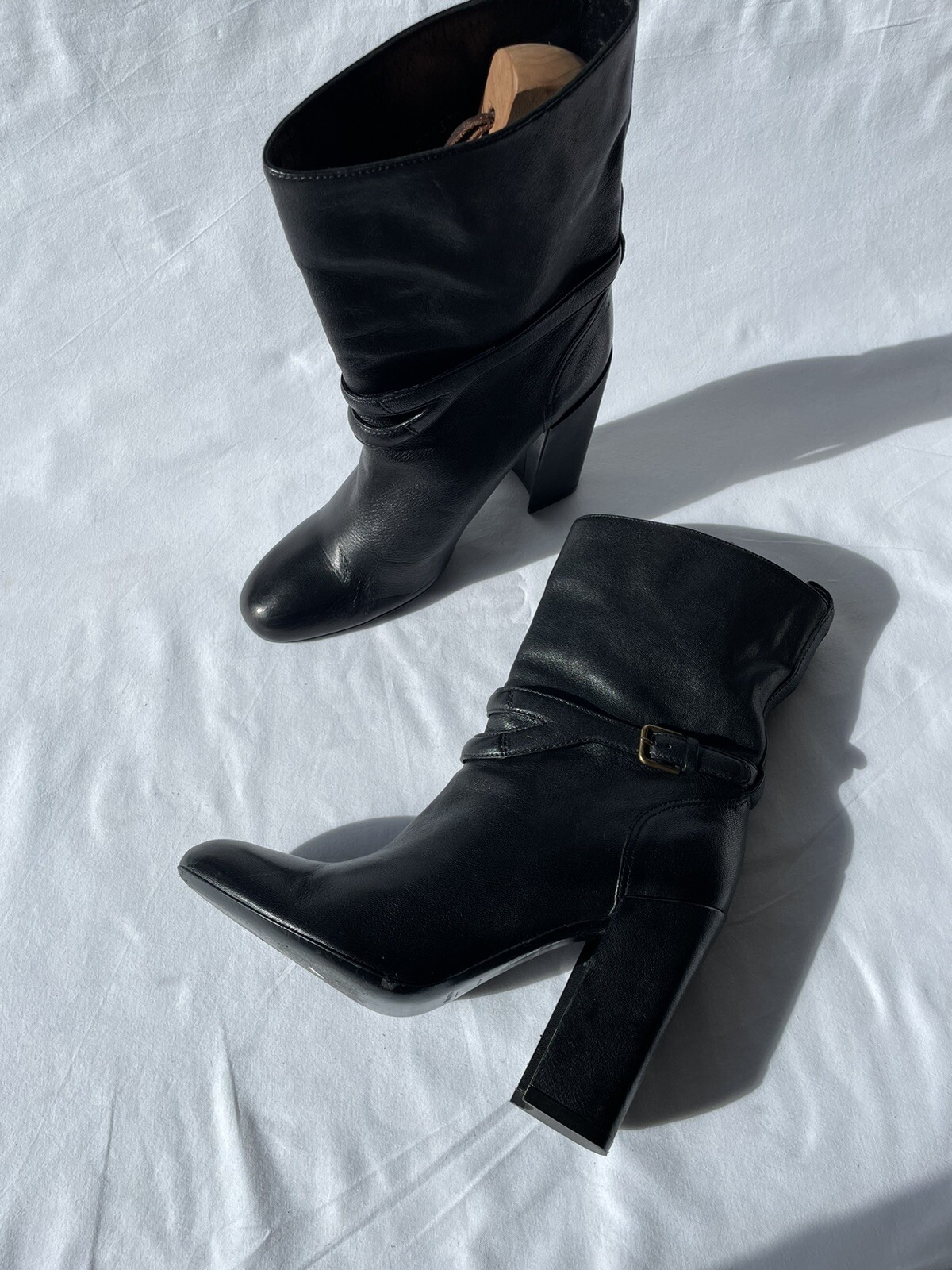 Stivali YSL Yves Saint Laurent in pelle nera