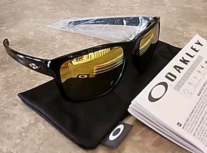 🔥 NEW Oakley SLIVER Polished Black with 24K Iridium Lens