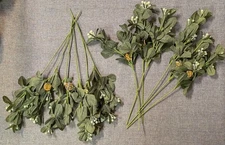 Lot Of 12 MISTLETOE Spray Christmas Decor Indoor Decor Plastic New NiB