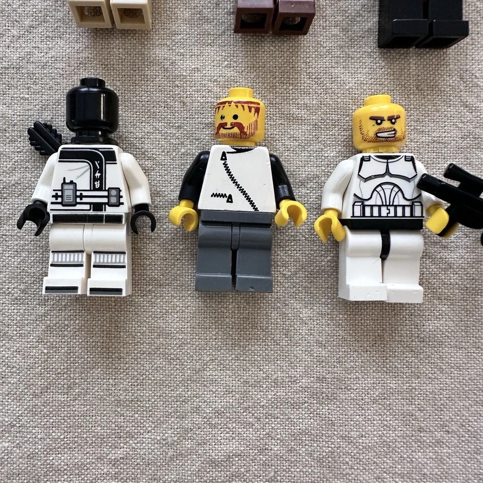 Vintage Lot 7 Lego Star Wars MiniFigs MiniFigures - Mixed Parts - Image 2 of 4