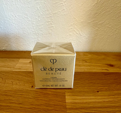 Cle de Peau Beaute -  Volumizing Cream Supreme - 0.51 oz / 15 ml (SEALED)