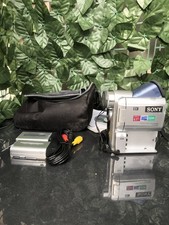 Videocamera Sony DCR-7000F