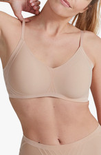 NWOT Honeylove Silhouette Bra, Sand, Size 34B / C