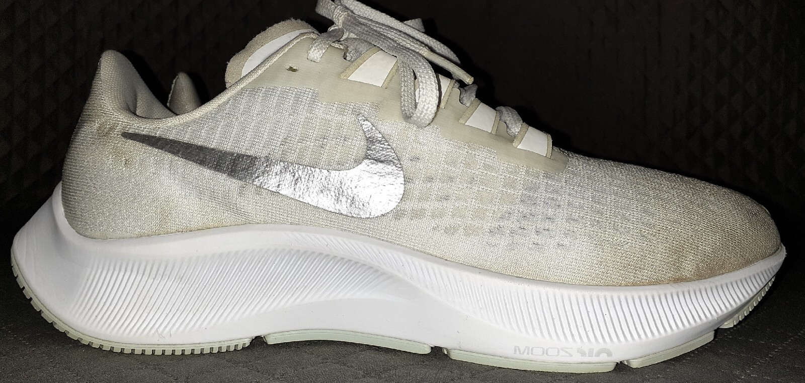 womens nike pegasus 37 white