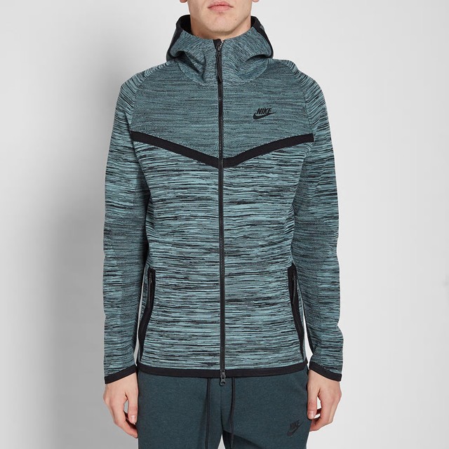 nike tech knit