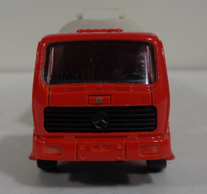 VINTAGE MAJORETTE "EWING OIL CO. DALLAS" TANKER TRUCK - Image 3 of 4