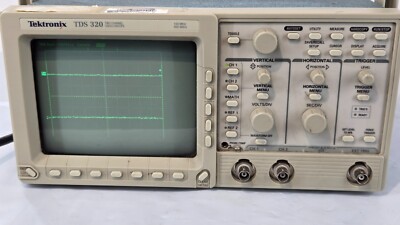 Tektronix TDS 320 100MHz Digital Real Time 2Ch Oscilloscope