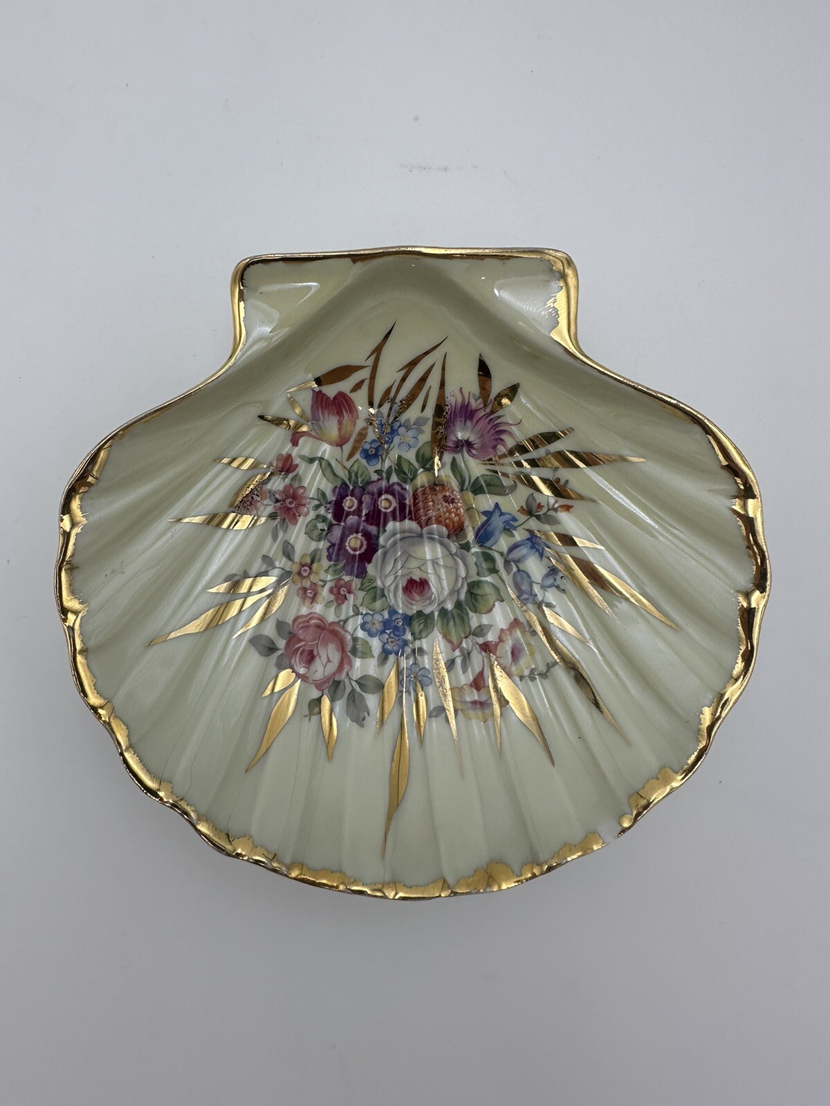 Vintage Limoges France Porcelain Clam Shell Trinket/Soap/ Dish