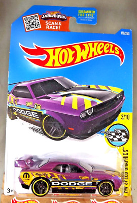 2016 Hot Wheels #178 HW Speed Graphics 3/10 DODGE CHALLENGER DRIFT CAR Purple