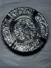 VINTAGE 7" Round Cigarette Cigar Ashtray ~ Vineyard Ivy Leaves Embossed Footed