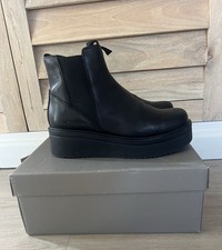 Vagabond Tara Chelsea Boots mit Plateu Sohle schwarz - 38