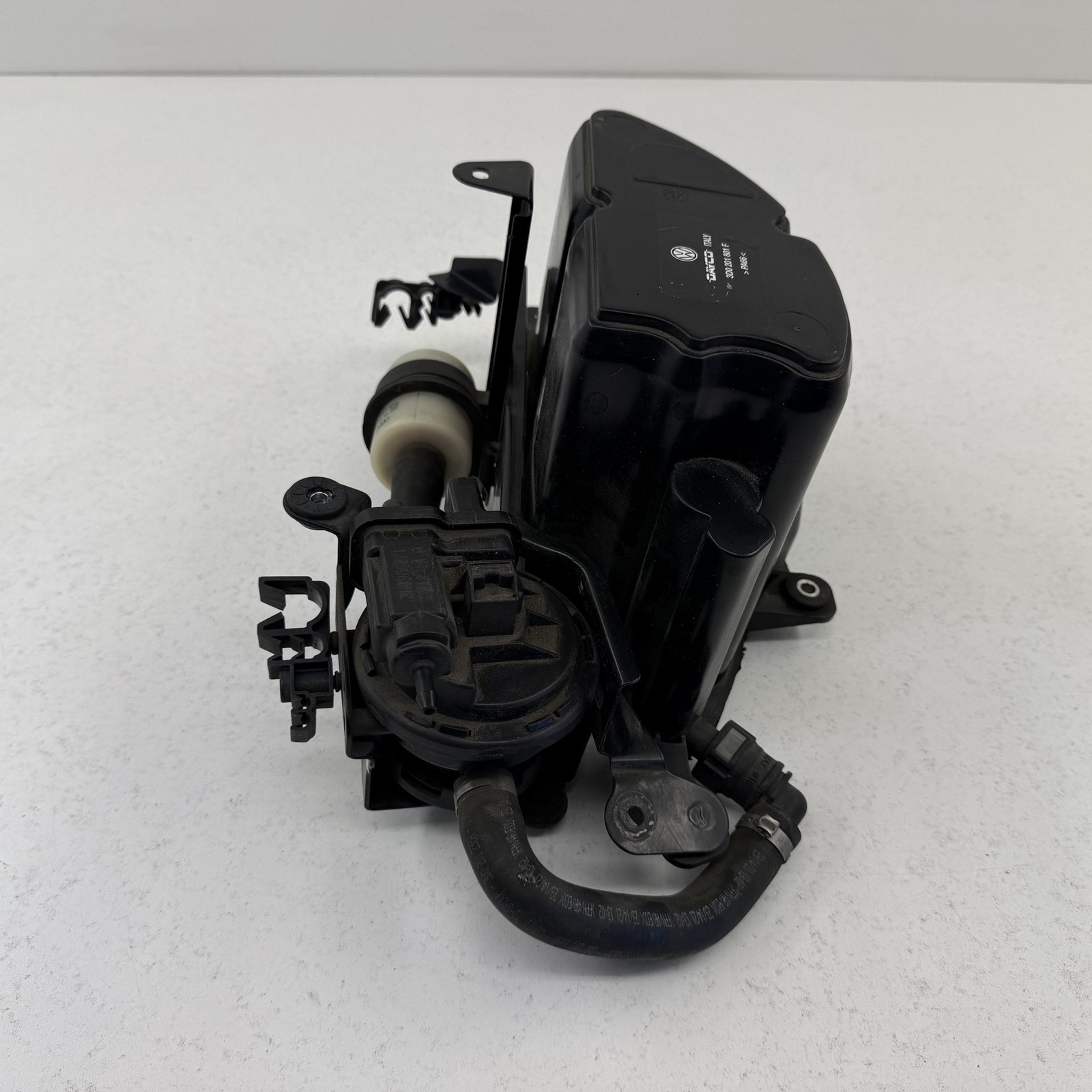 Bentley Flying Spur 2014-2018 Fuel vapor filter Charcoal