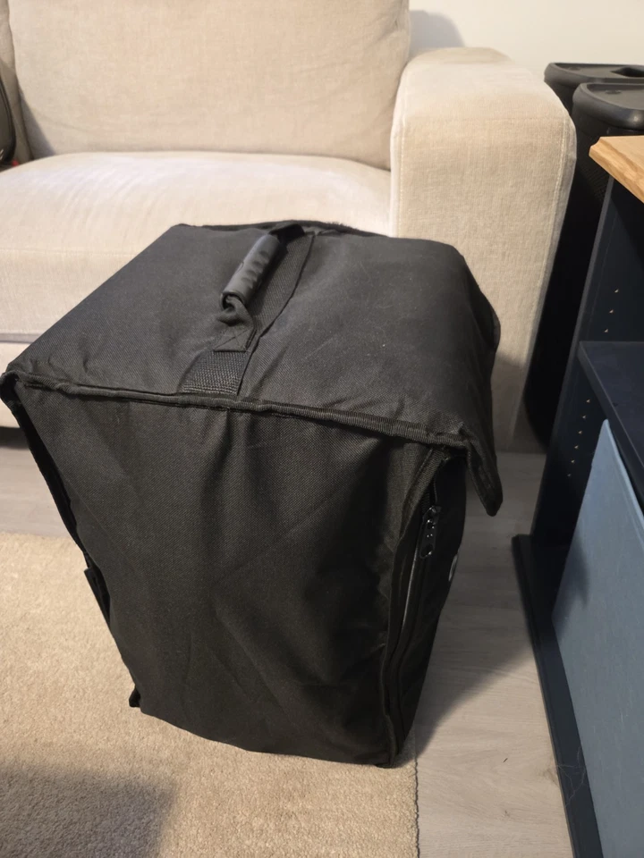 Cajón estilo barril marrón LP de percusión latina con estuche Foto 4 de 4