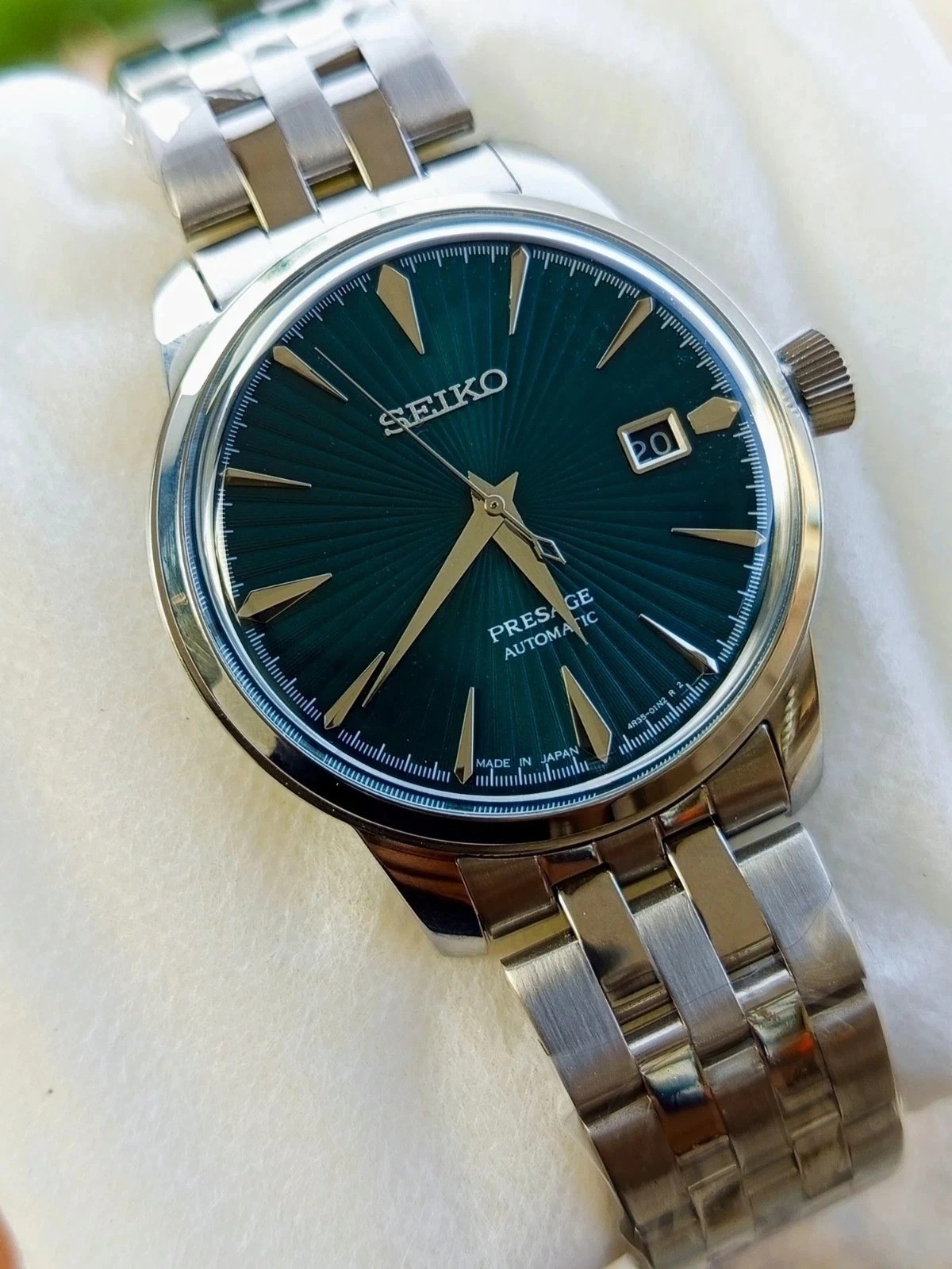 Watch Seiko Presage Green Men's - VintageWatches.PK Watch Seiko Presage Green Men's - vintagewatches.pk