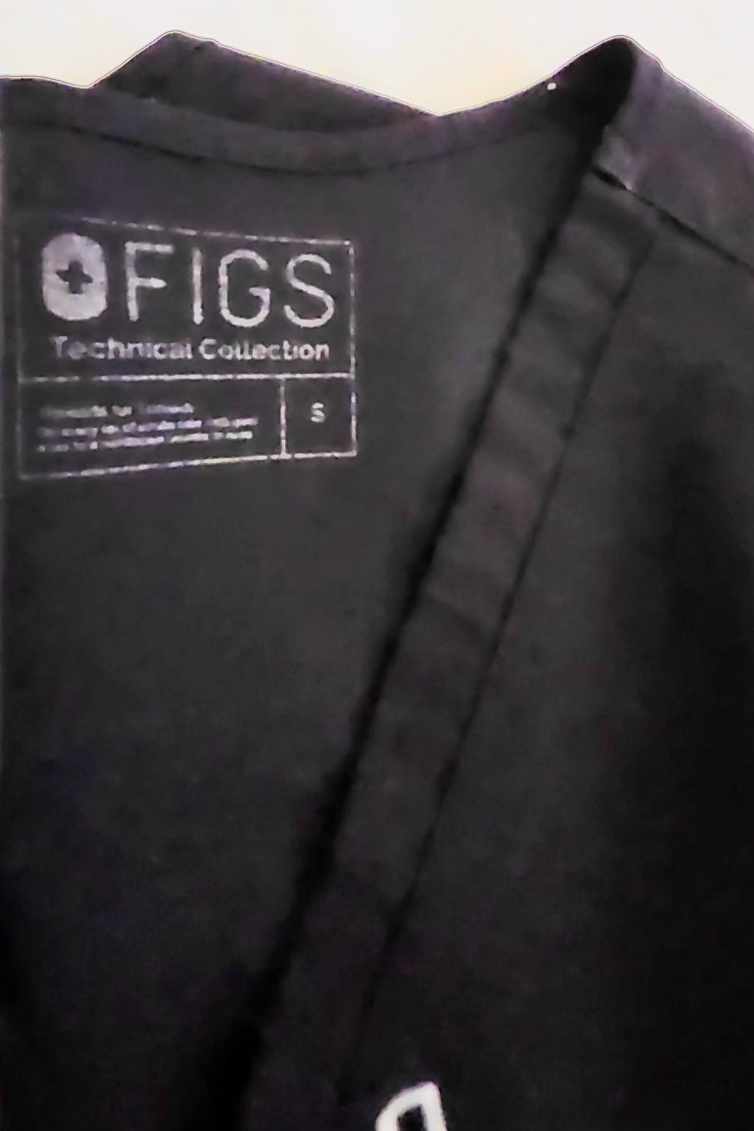 FIGS Black Technical Scrub Sets - image 6