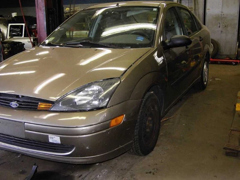 2003 Ford Focus AC Compressor 2.3 Liter 4 Cylinder - Image 4 of 4