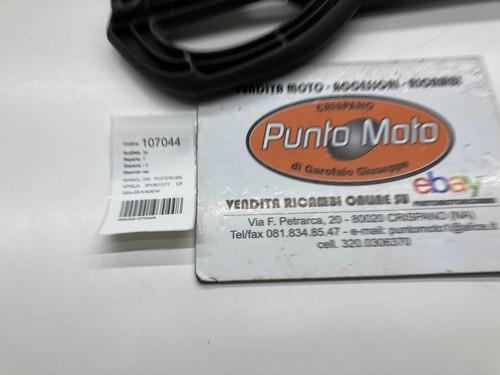 MANIGLIONE PORTAPACCHI POSTERIORE APRILIA SPORTCITY 125-200 2004-2008 ORIGINALE - Foto 5 di 5