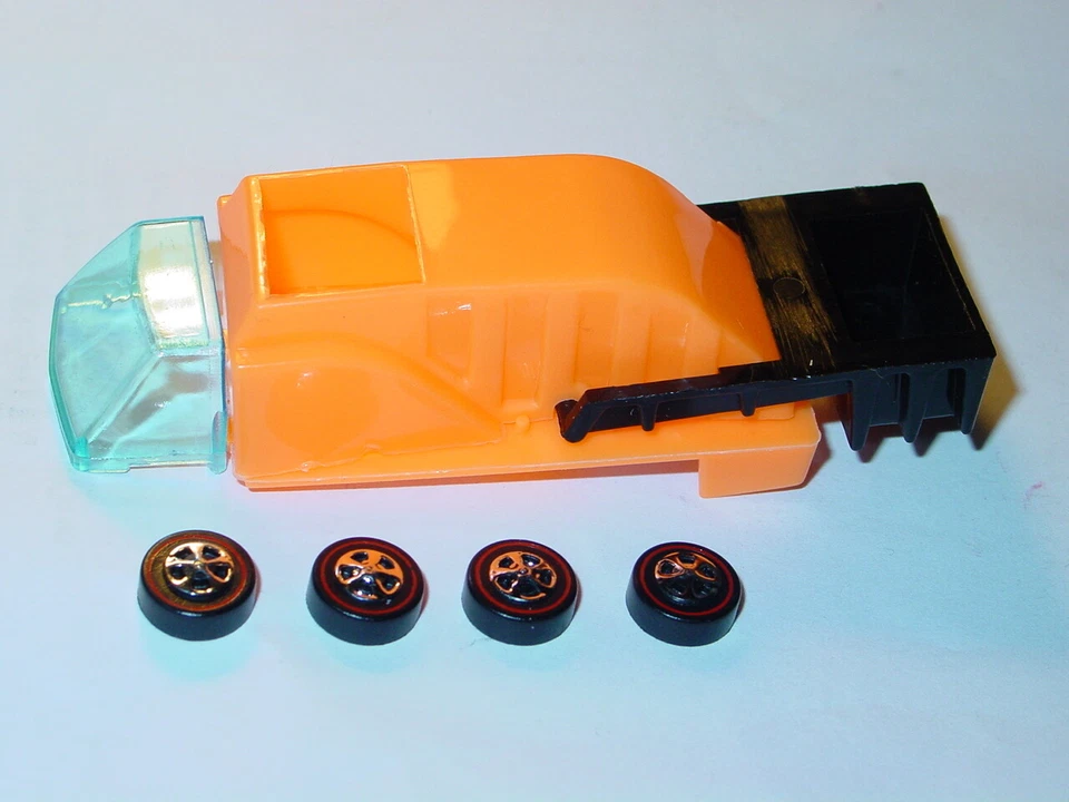 KIT DE CAJA DE CAMIÓN DE BASURA Hot Wheels Redline Heavyweights con VIDRIO Y RUEDAS - ¡NUEVO! Foto 2 de 2