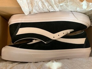 vans staple bold
