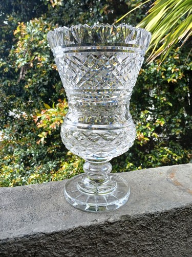 VINTAGE SAMMLERSTÜCK FUSS WATERFORD 10" SCHWERE TIEF GESCHNITTENE KRISTALLVASE SEHR FEIN - Bild 3 von 8