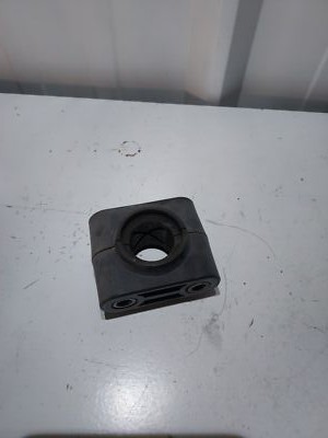 2003 SUZUKI  VINSON 500 OEM STEERING SHAFT HOLDER 