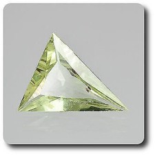 1.45 cts APATITE JAUNE DORE . VS Brésil