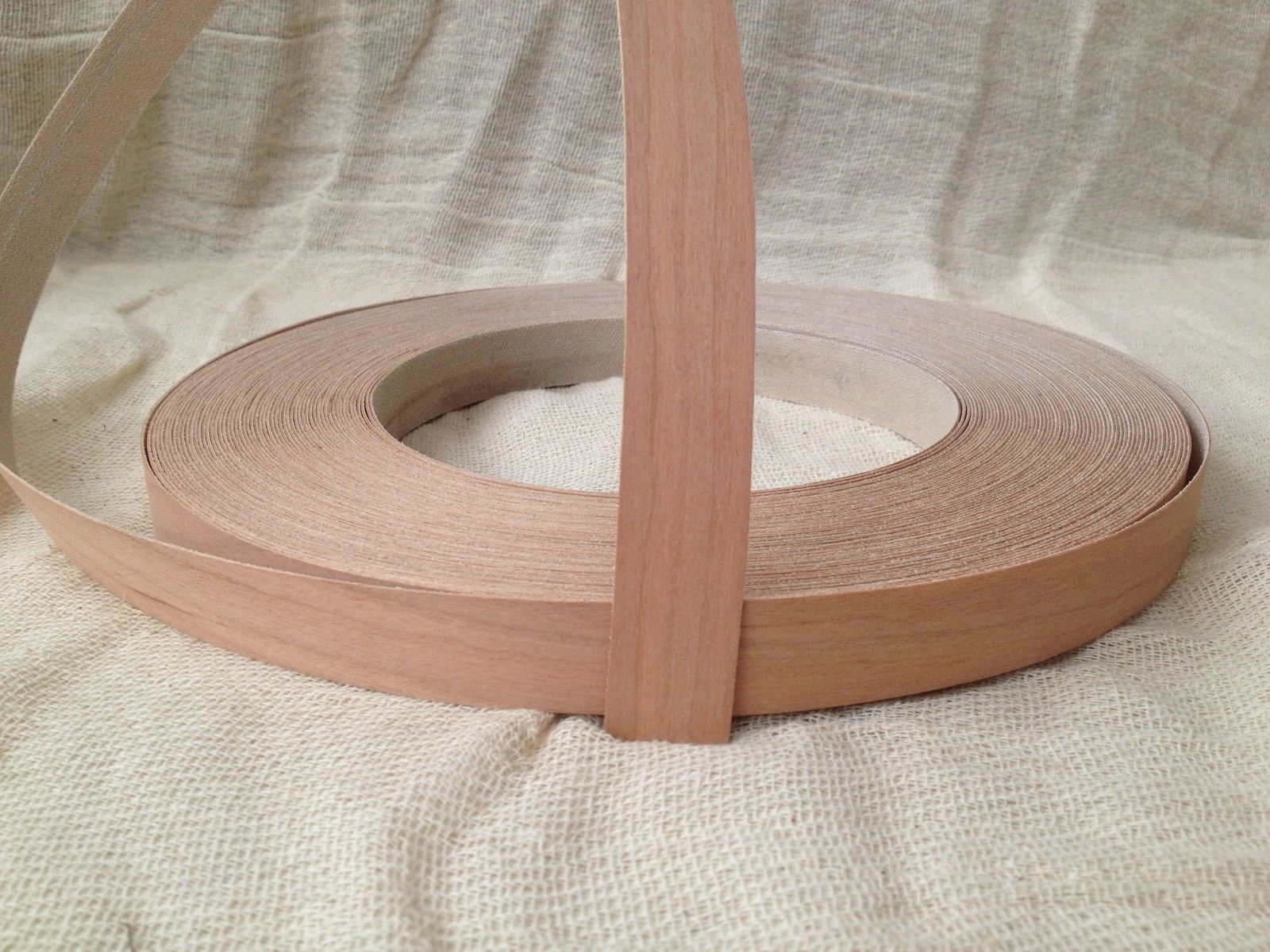 Pre Glued Edging Tape Real Iron on Wood Veneer Edge Banding 22mm 30mm