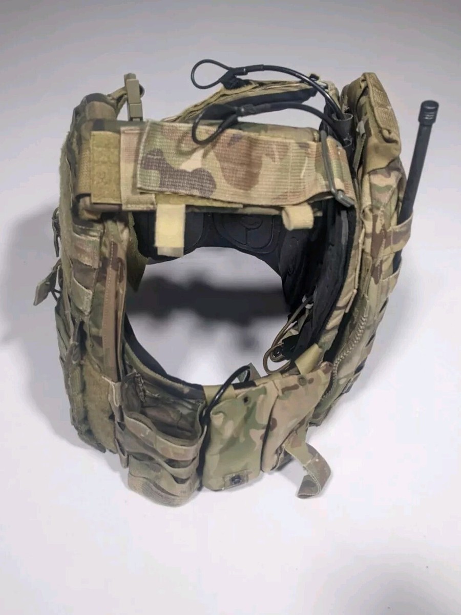 Eagle MLCS マグポーチ　LBT CRYE AOR1 DEVGRU Eagle MLCS M4マグポーチ LBT CRYE DEVGRU AOR1 - メルカリ