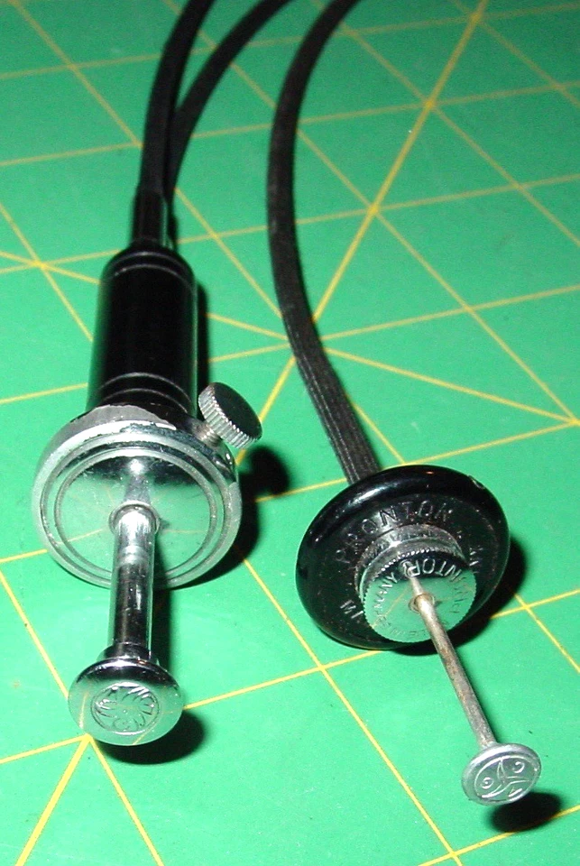 Lote misto de 2 gatilhos de liberação de cabo de obturador mecânico vintage para câmera Germay - Imagem 4 de 4