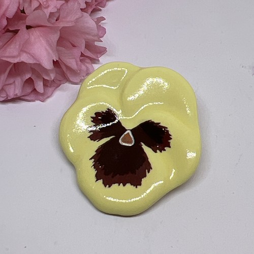 Vintage Avon Ceramic Pansy Flower Hand Painted Yellow Floral 1.6” Brooch Pin