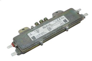 Antennenverstärker hinten Rechts Spoiler Porsche Cayenne 9PA 955 7L5035225A