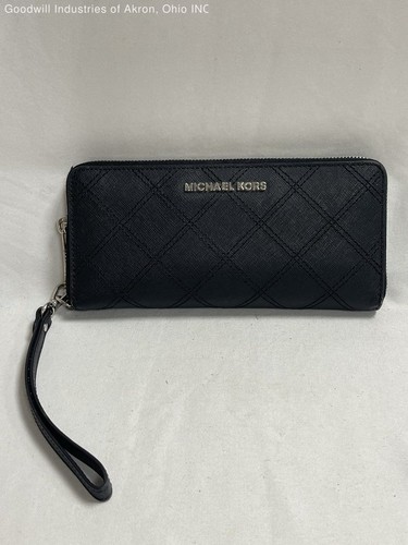 Michael Kors Black Quilted Leather Continental Zip Around Wristlet Wallet COA