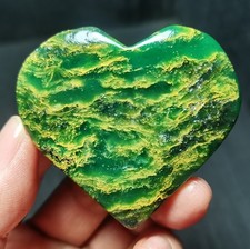 TOP 60G Natural African Green Emerald Jasper  Heart Stone Healing S143
