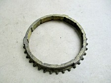 Mercedes W114 W115 W123 W116 Synchronring Getriebe 716 717 / 1 Stück Neu orig. Mercedes W114 W115 W123 W116 Synchronring Getriebe 716 717 / 1 Stück Neu orig.